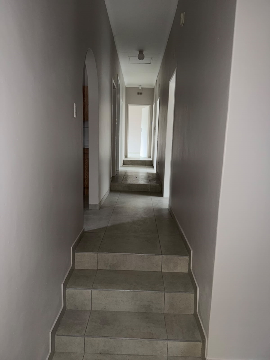 4 Bedroom Property for Sale in Geelhoutpark North West
